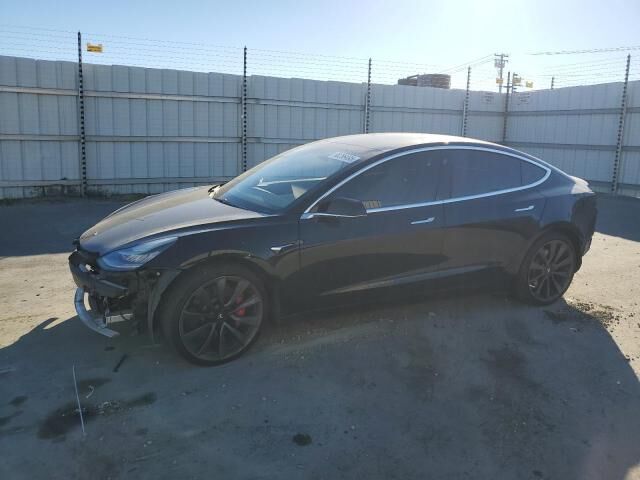 2020 TESLA Model 3