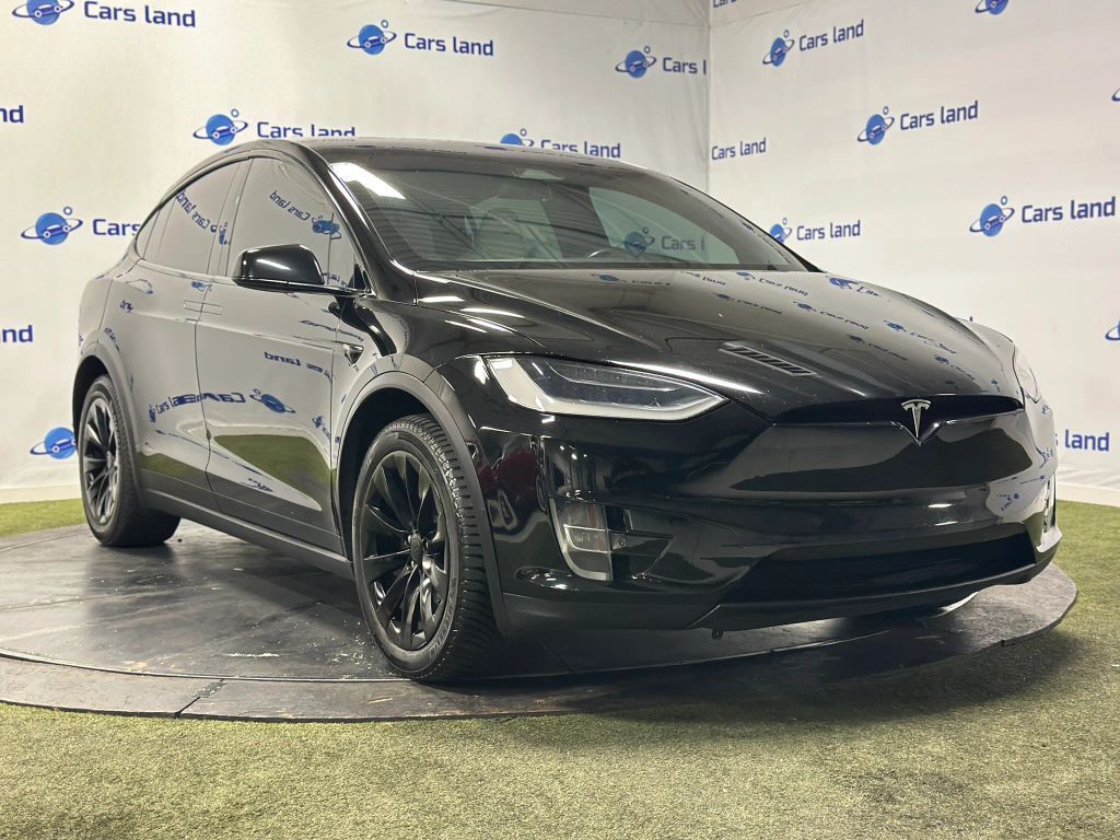2017 TESLA Model X