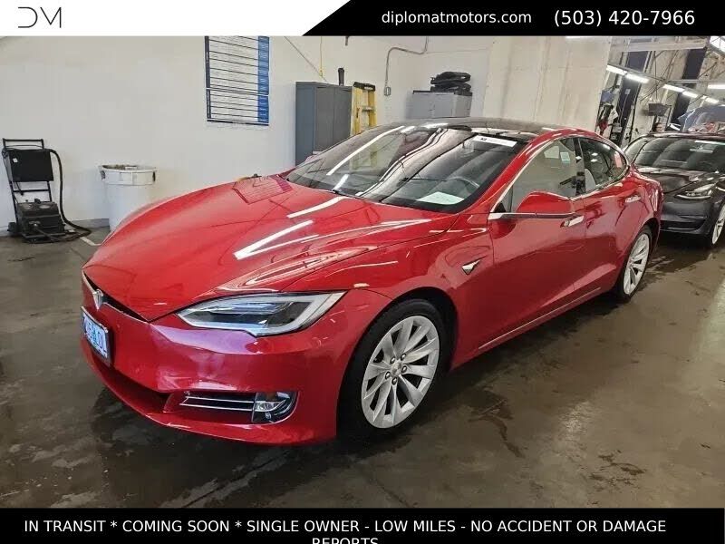 2017 TESLA Model S