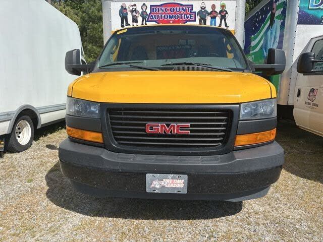 2018 GMC Savana