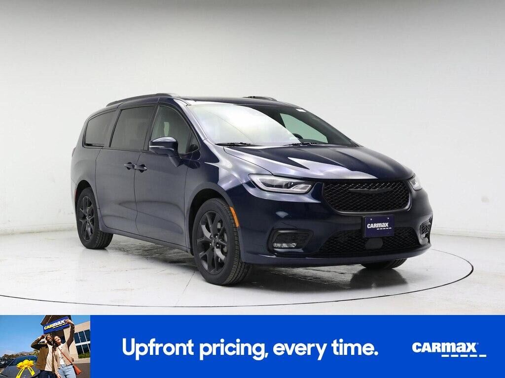 2022 CHRYSLER Pacifica