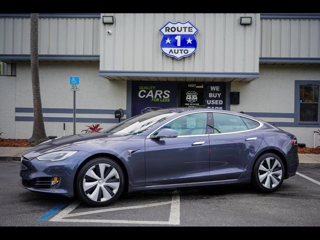 2020 TESLA Model S
