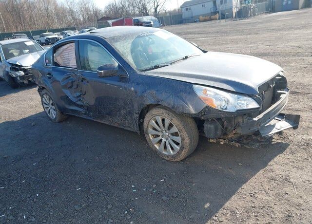 2010 SUBARU Legacy