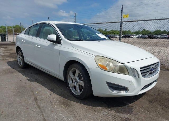 2012 VOLVO S60
