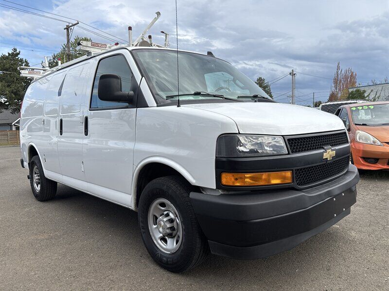 2021 CHEVROLET Express