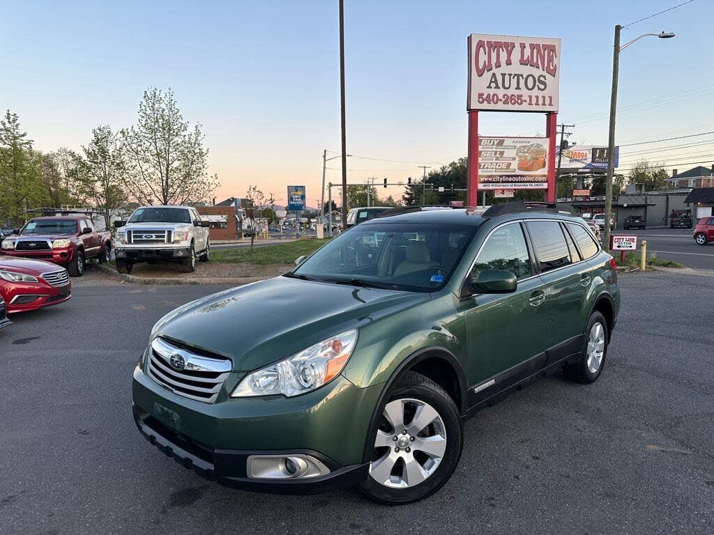 2011 SUBARU Outback