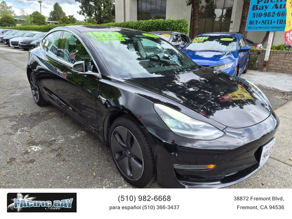 2018 TESLA Model 3