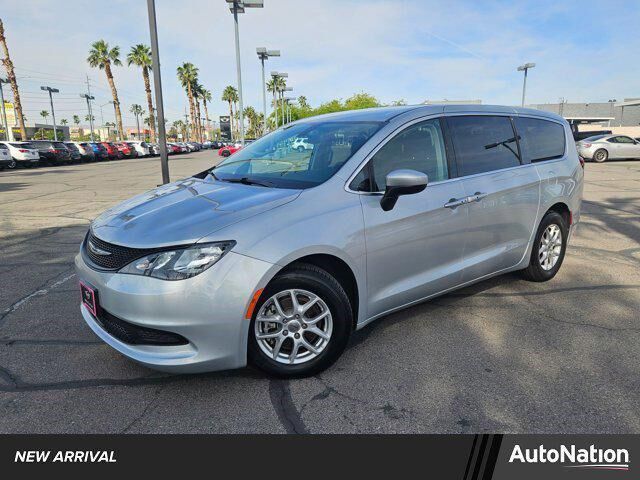 2022 CHRYSLER Voyager