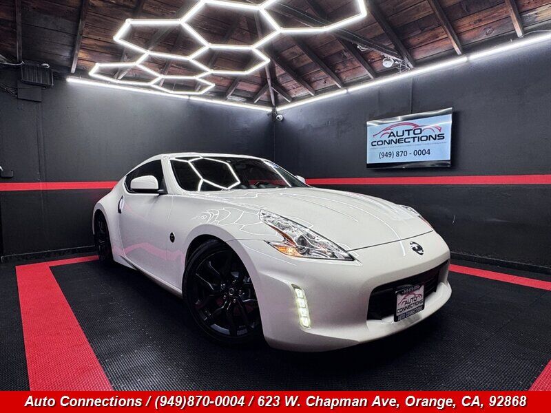 2017 NISSAN 370Z