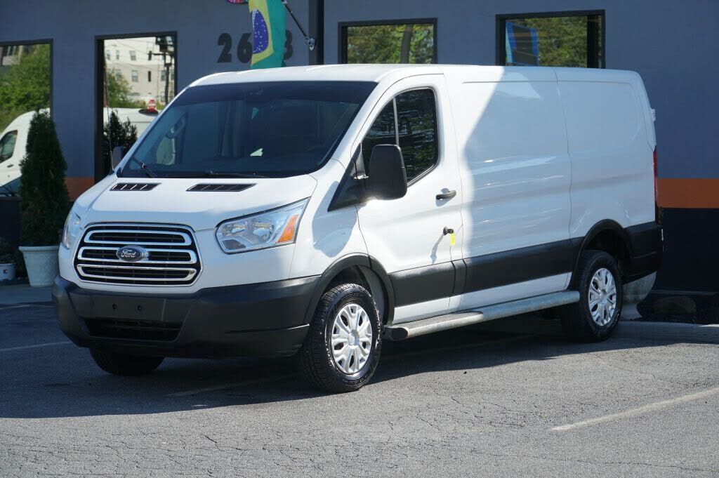2019 FORD Transit