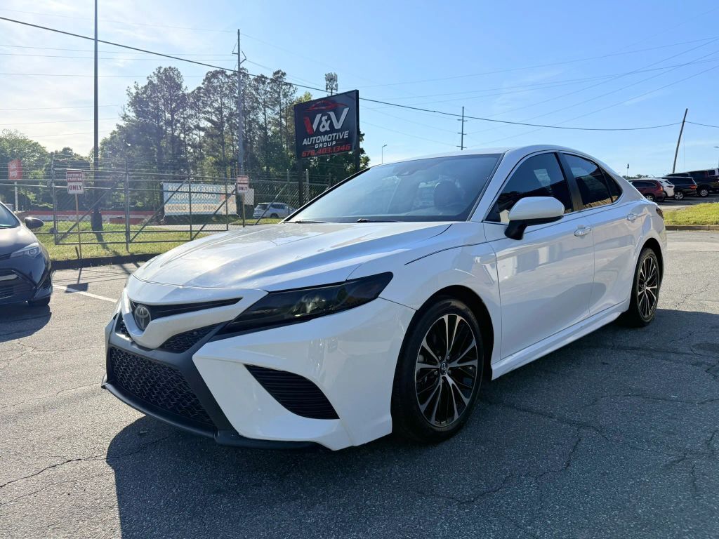 2018 TOYOTA Camry