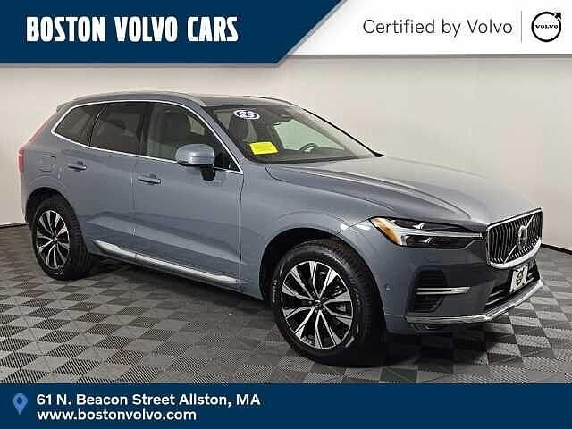 2023 VOLVO XC60