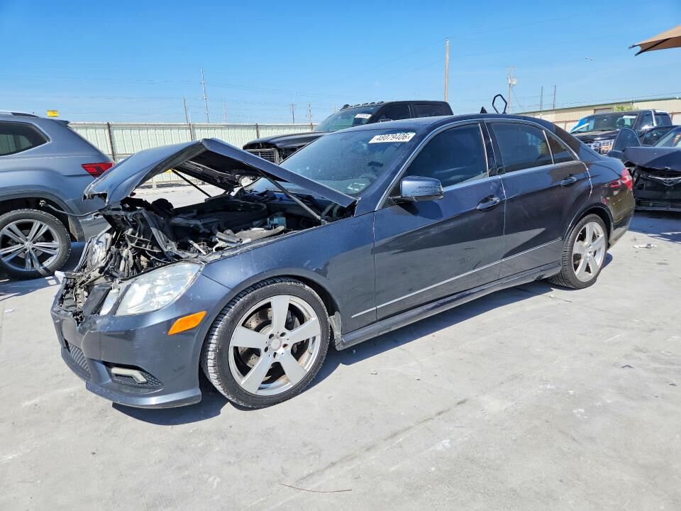 2011 MERCEDES-BENZ E-Class