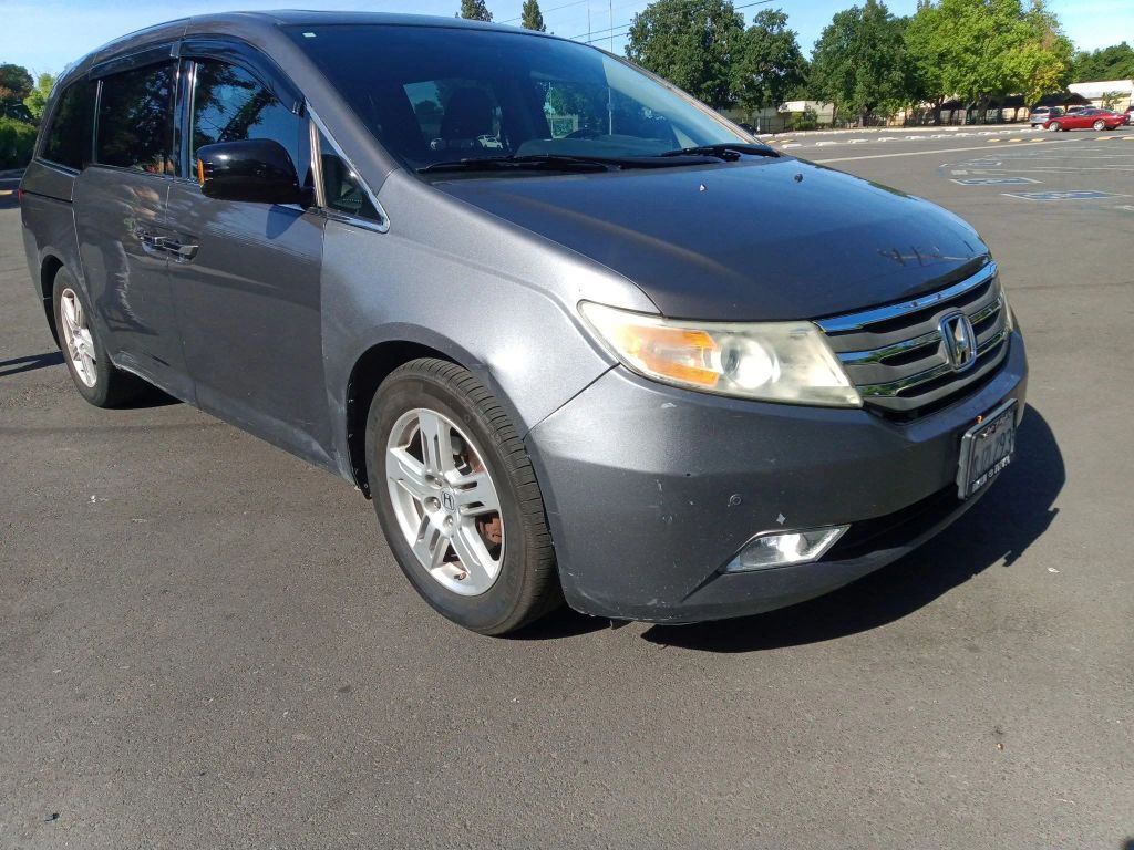 2013 HONDA Odyssey