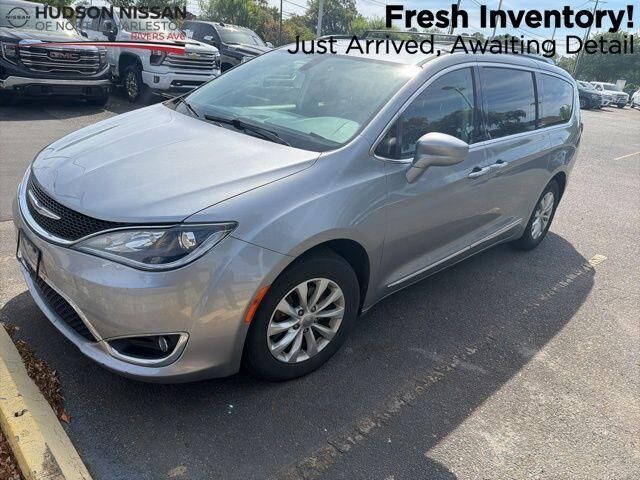 2019 CHRYSLER Pacifica