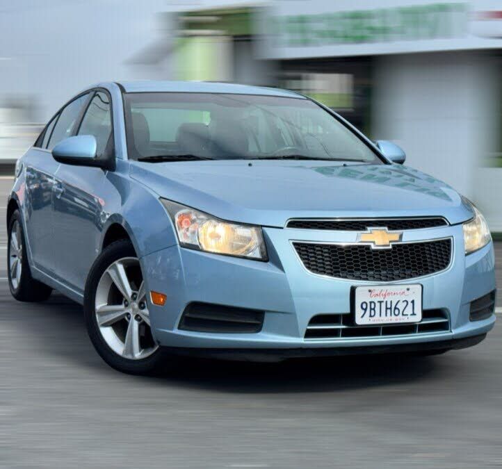 2012 CHEVROLET Cruze