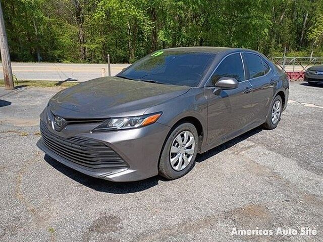 2019 TOYOTA Camry