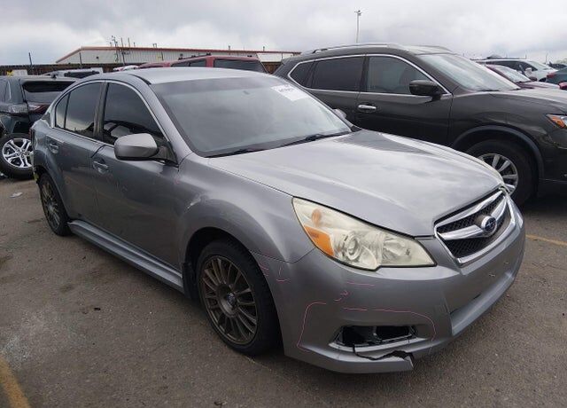 2010 SUBARU Legacy