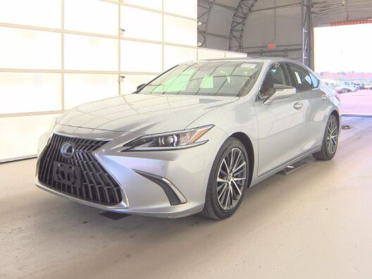 2022 LEXUS ES