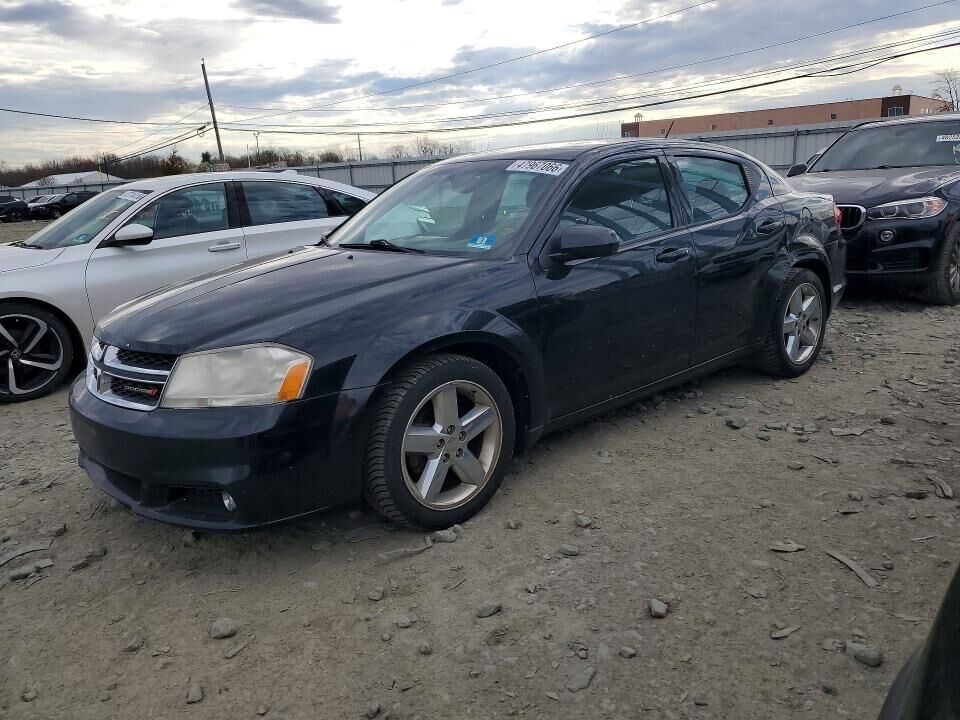 2014 DODGE Avenger