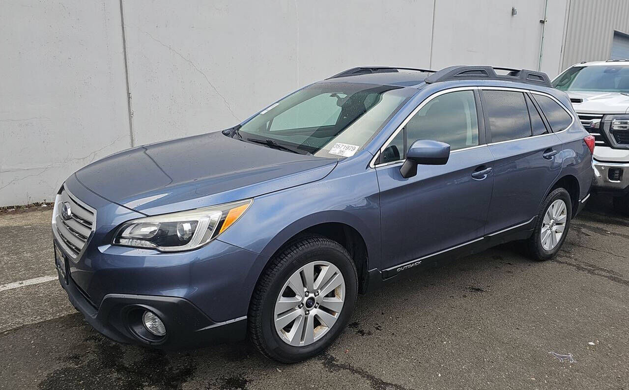 2015 SUBARU Outback