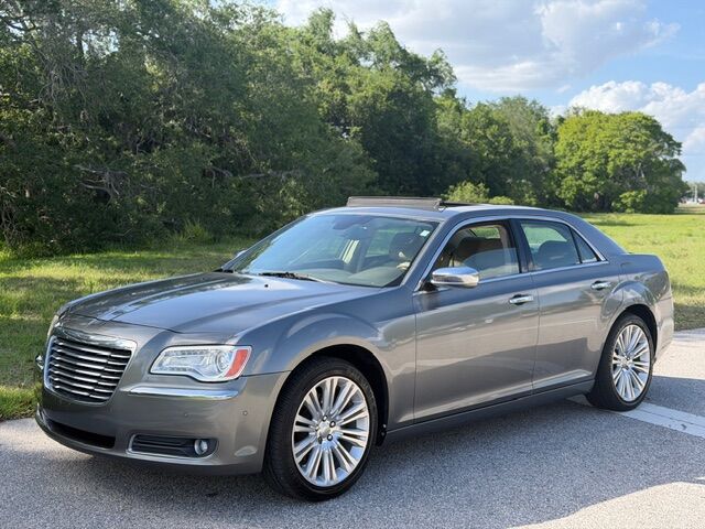 2011 CHRYSLER 300C