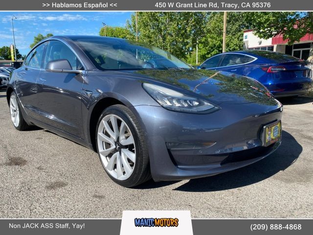 2018 TESLA Model 3