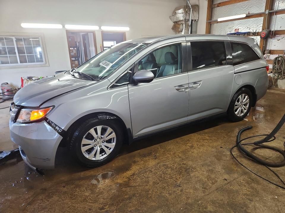 2016 HONDA Odyssey