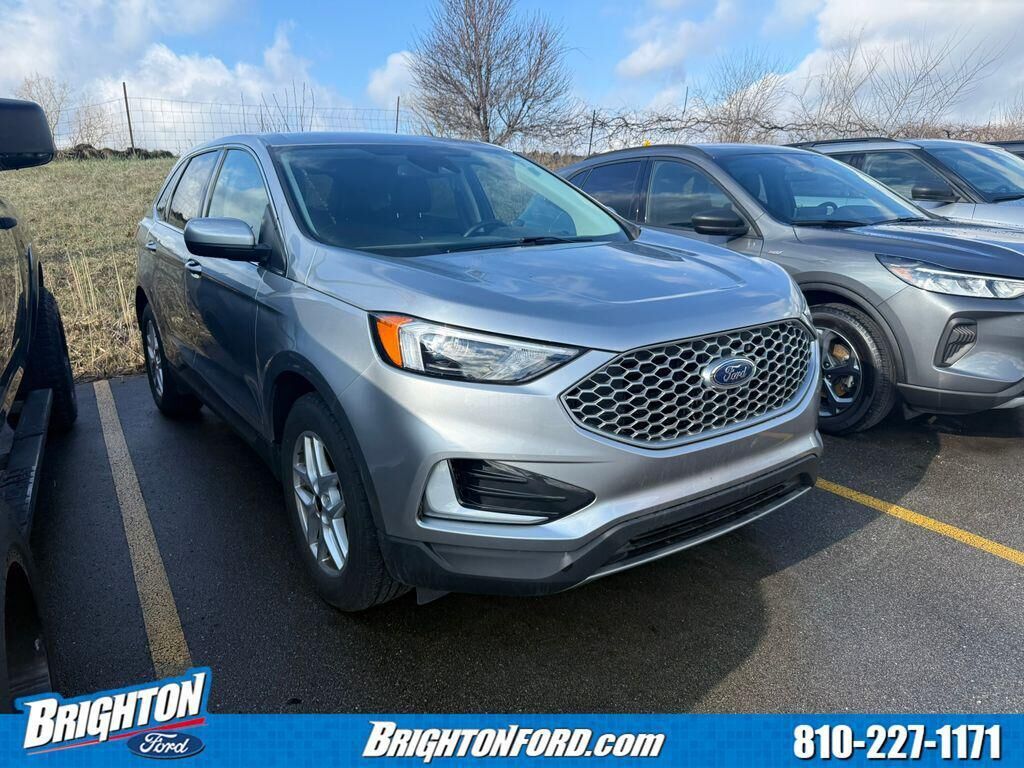 2023 FORD Edge