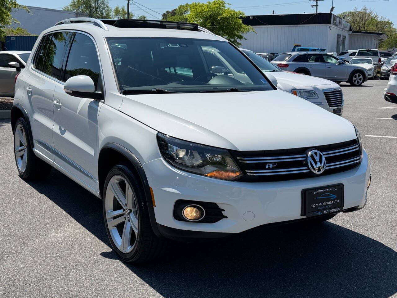 2015 VOLKSWAGEN Tiguan