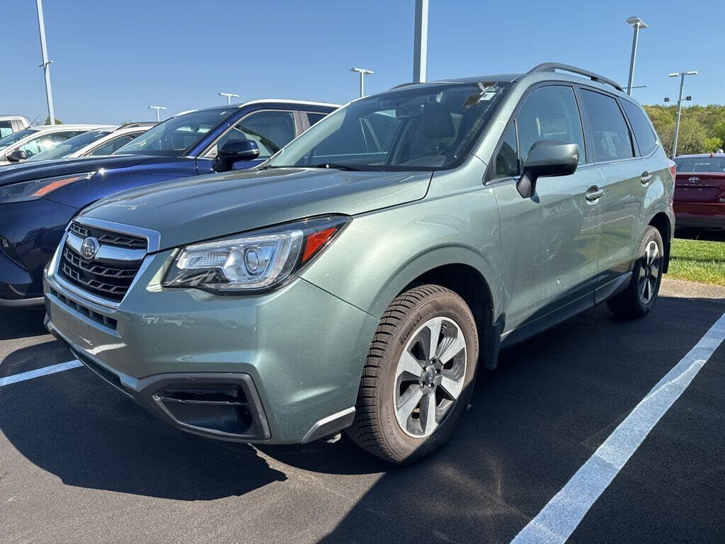 2018 SUBARU Forester