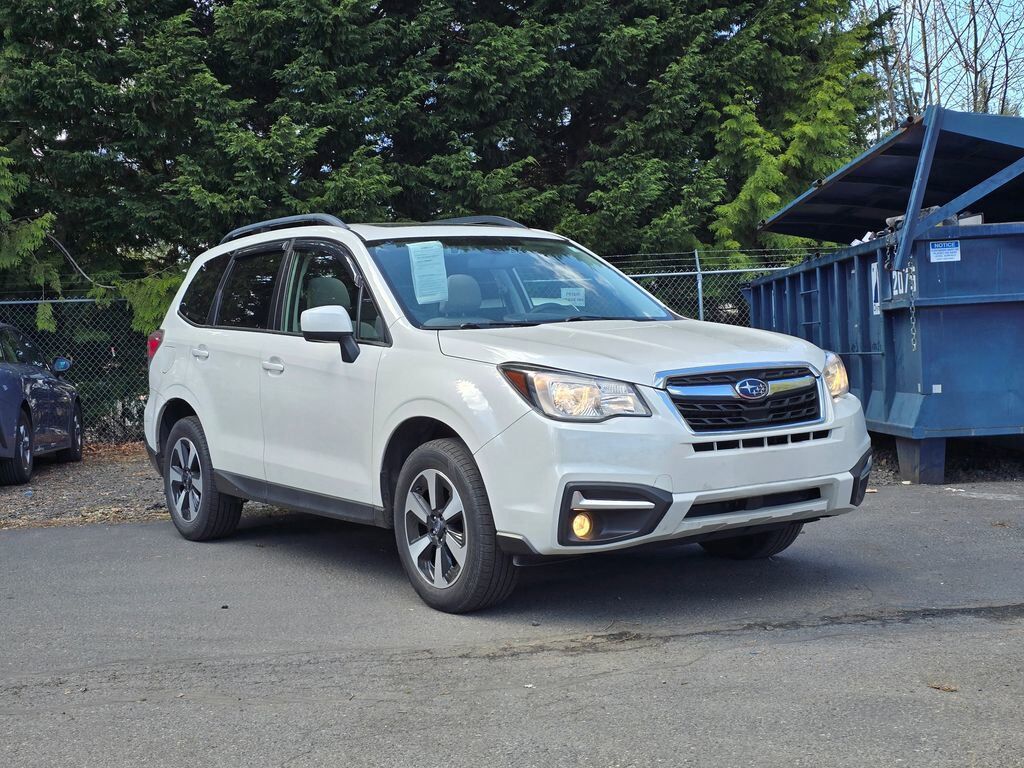 2017 SUBARU Forester