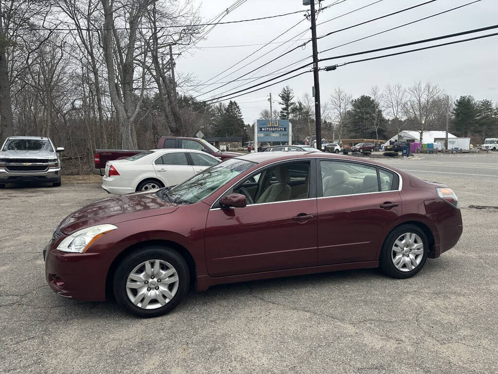 2010 NISSAN Altima