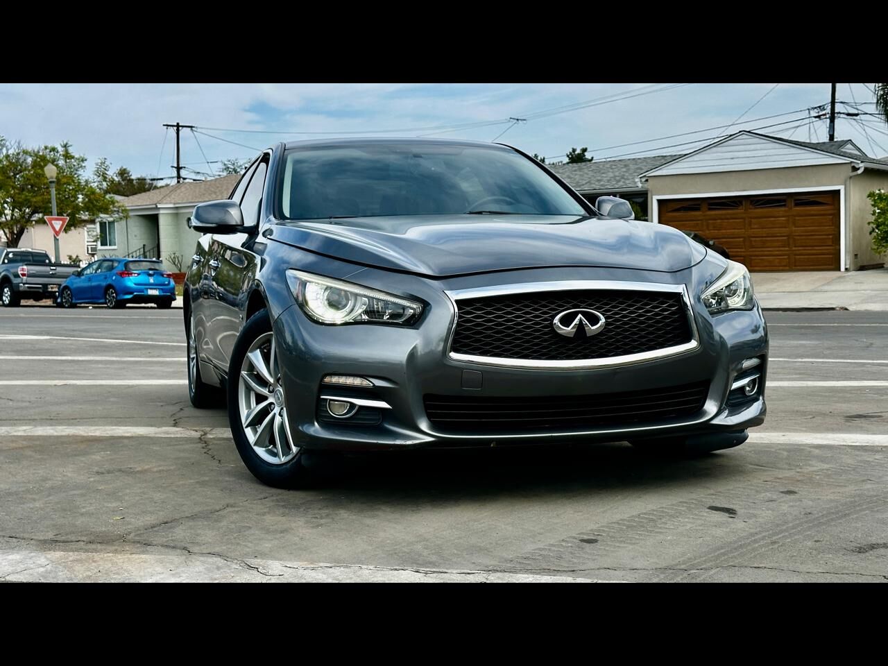 2017 INFINITI Q50