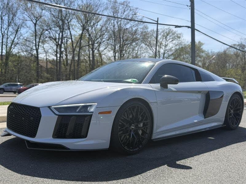 2018 AUDI R8