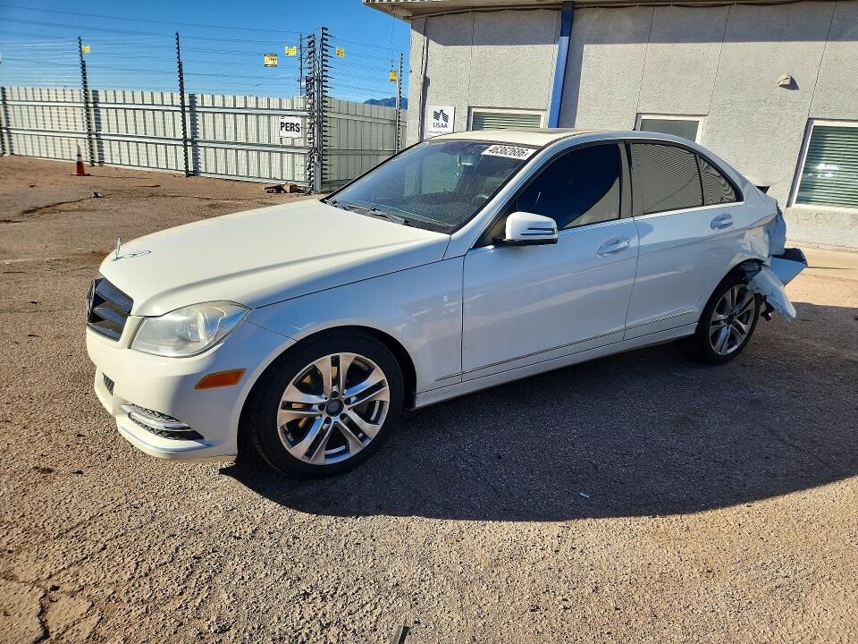 2012 MERCEDES-BENZ C-Class