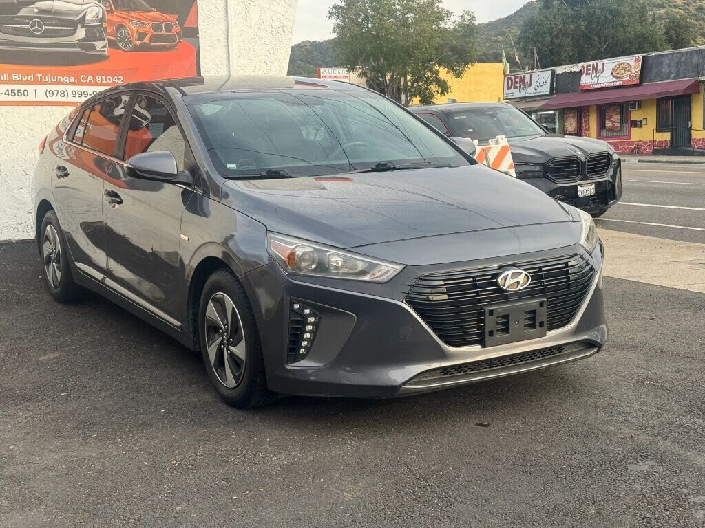2017 HYUNDAI Ioniq