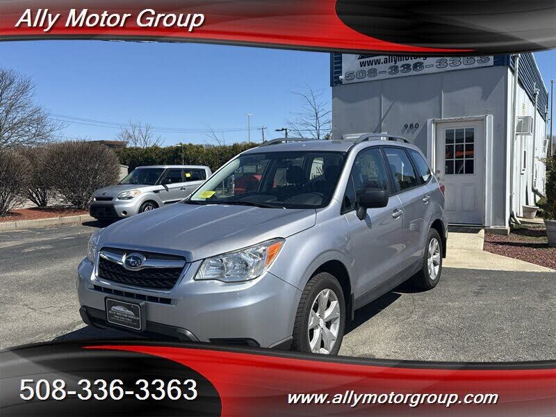 2016 SUBARU Forester