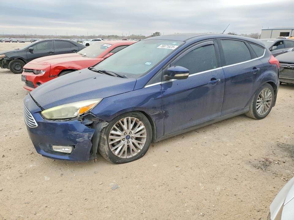 2016 FORD Focus