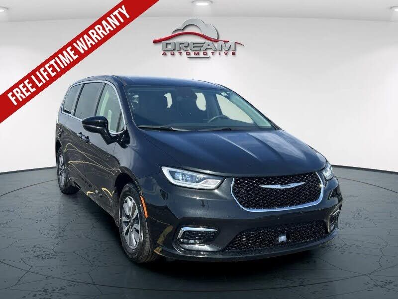 2024 CHRYSLER Pacifica