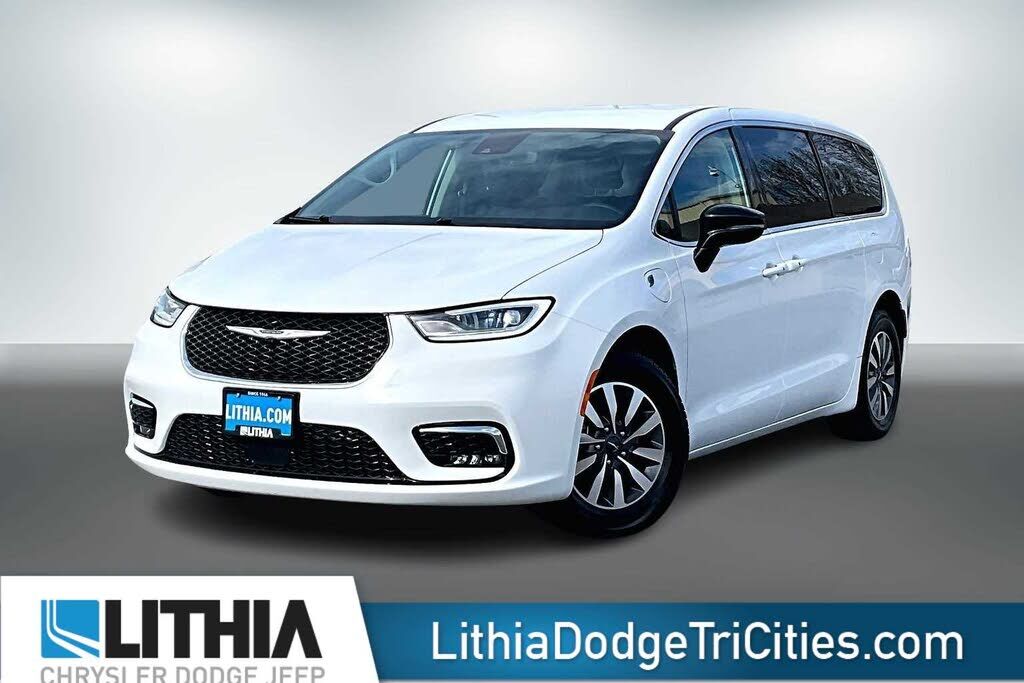 2024 CHRYSLER Pacifica