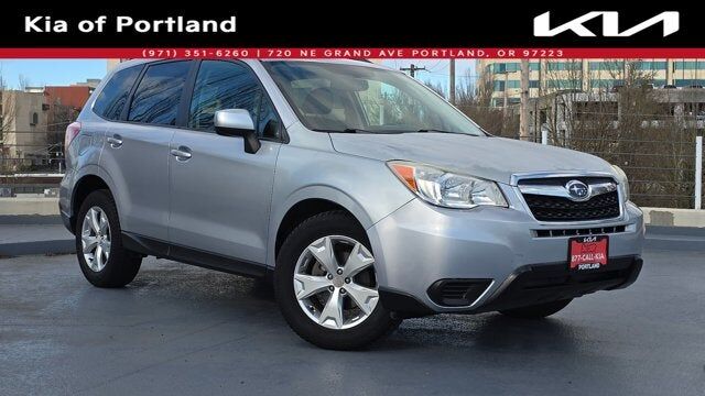 2015 SUBARU Forester