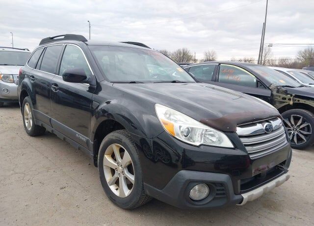 2013 SUBARU Outback