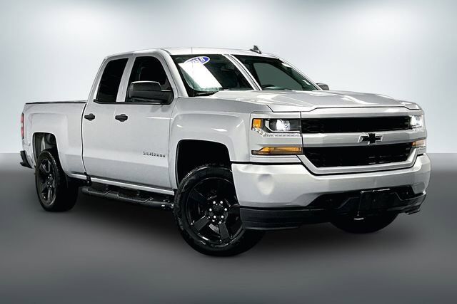 2018 CHEVROLET Silverado