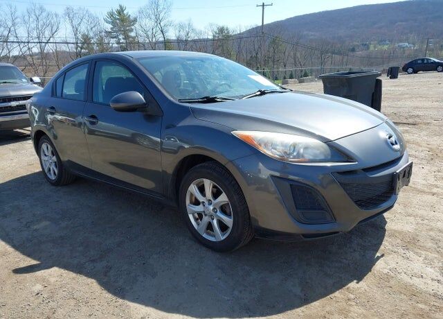 2010 MAZDA Mazda3