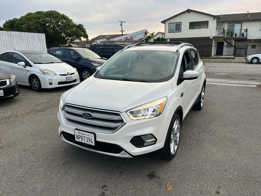 2019 FORD Escape