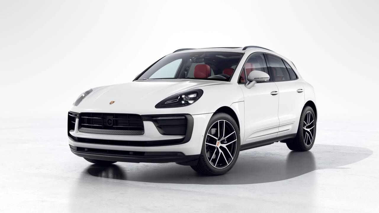 2025 PORSCHE Macan