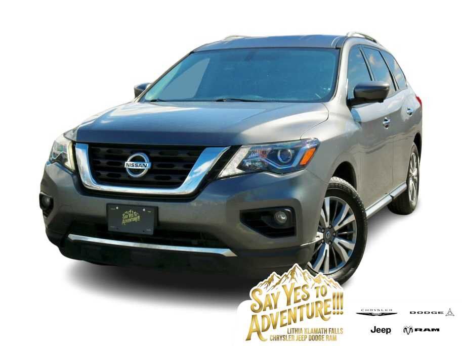 2020 NISSAN Pathfinder
