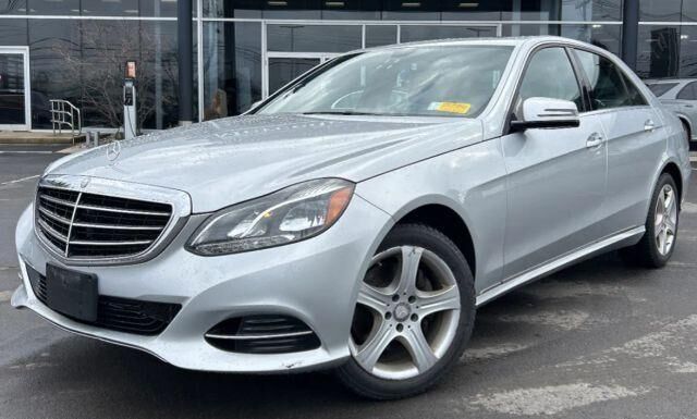 2016 MERCEDES-BENZ E-Class