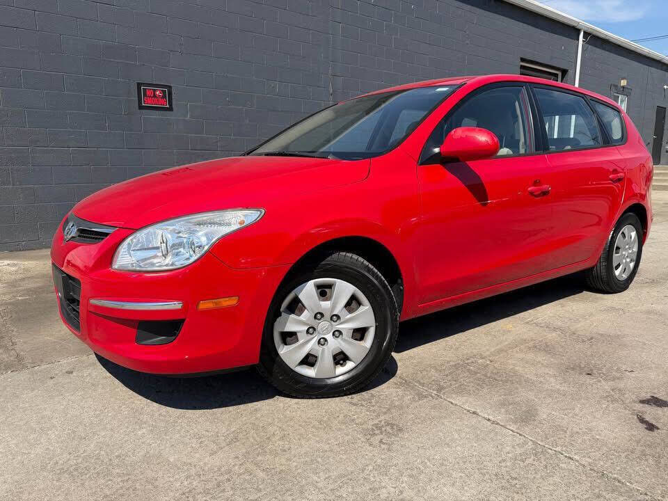 2010 HYUNDAI Elantra Touring